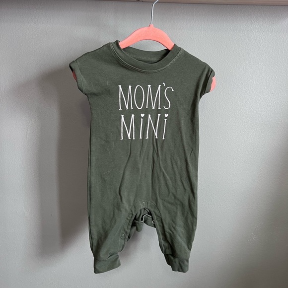 Adorable romper 🫶🏼 - Picture 1 of 3